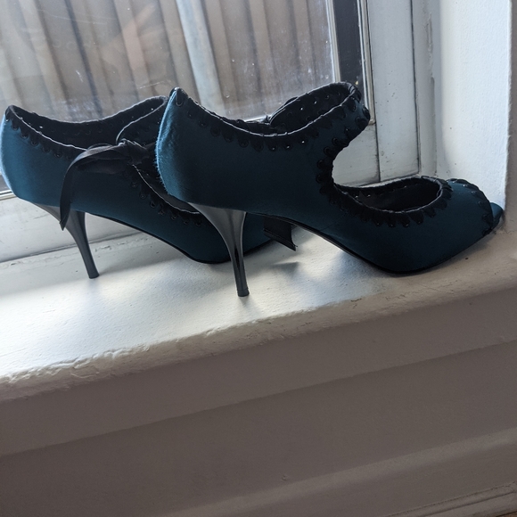 NWOT Teal Vianni Collection Heels - Picture 3 of 3